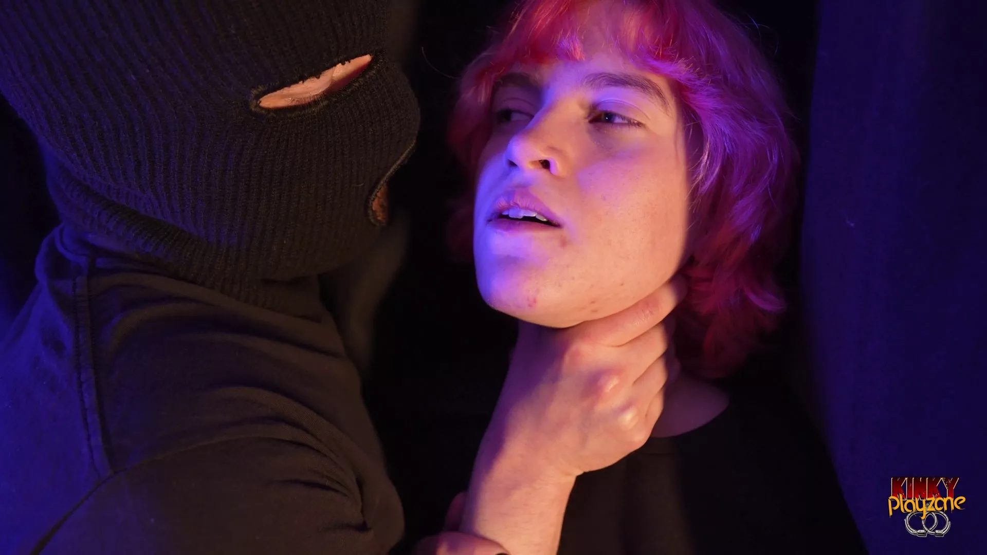 Screenshot 3 of the video: Kpz021 Lous Intense Breath Play Session
